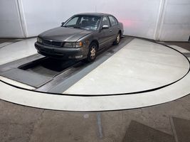 1999 INFINITI I30 