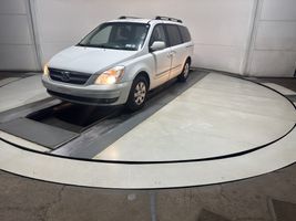 2007 HYUNDAI ENTOURAGE GLS