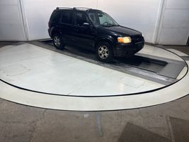 2005 FORD ESCAPE LIMITED