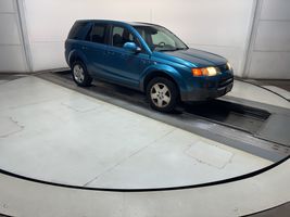 2005 SATURN VUE 