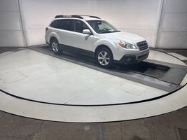 2014 SUBARU OUTBACK LIMITED