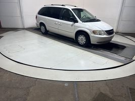 2003 CHRYSLER TOWN & COUNTRY 