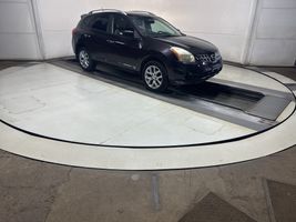 2011 NISSAN ROGUE SV