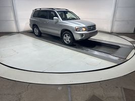 2005 TOYOTA HIGHLANDER 