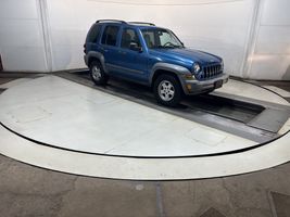 2005 JEEP LIBERTY SPORT