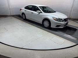 2017 NISSAN ALTIMA S