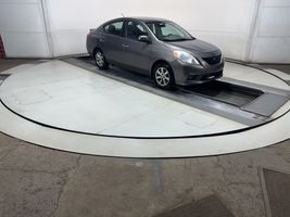 2013 NISSAN VERSA SL