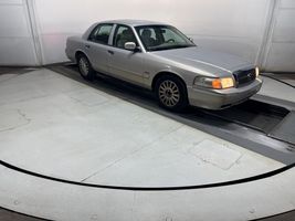 2009 MERCURY GRAND MARQUIS LS