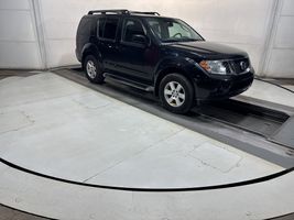 2012 NISSAN PATHFINDER SV
