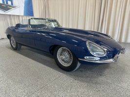 1966 JAGUAR XK-SERIES 