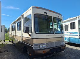 1997 SAFARI TREK 