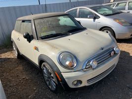 2010 MINI COOPER BASE