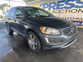 2015 VOLVO XC60 T6 PLATINUM