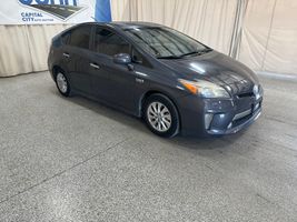 2013 TOYOTA PRIUS PLUG-IN HYBRID