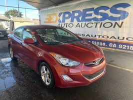 2012 HYUNDAI ELANTRA 