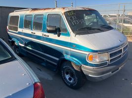 1995 DODGE 2500 RAM VANS BASE