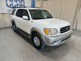 2002 TOYOTA SEQUOIA SR5