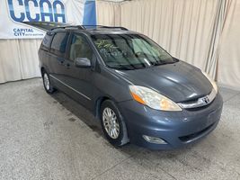 2008 TOYOTA SIENNA 