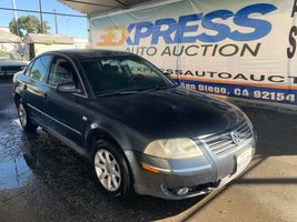 2004 VOLKSWAGEN PASSAT GLS