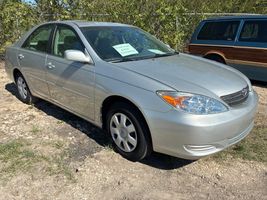 2004 TOYOTA CAMRY 
