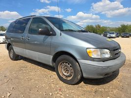 2000 TOYOTA SIENNA CE