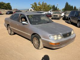 1996 TOYOTA AVALON 