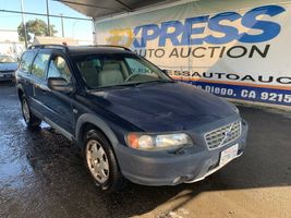 2003 VOLVO XC70 