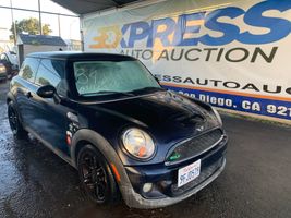 2013 MINI COOPER S