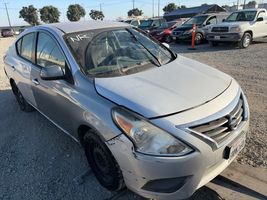 2016 NISSAN VERSA SV