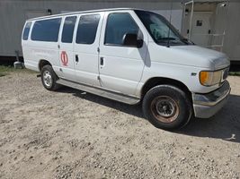 2001 FORD E350 VANS