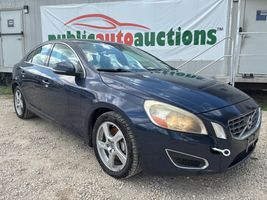 2013 VOLVO S60
