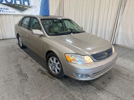 2000 TOYOTA AVALON 