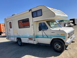 1992 FORD E-SERIES 