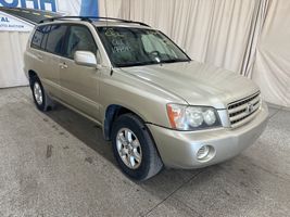 2001 TOYOTA HIGHLANDER 