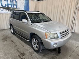 2003 TOYOTA HIGHLANDER 