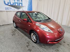 2011 NISSAN LEAF SL