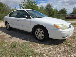 2006 FORD TAURUS SE