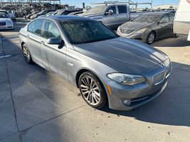 2011 BMW 5-SERIES 550I