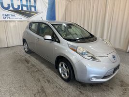 2011 NISSAN LEAF SL
