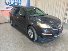 2014 CHEVROLET TRAVERSE LS
