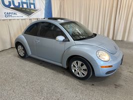 2009 VOLKSWAGEN NEW BEETLE 