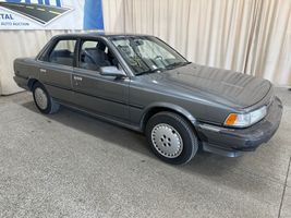 1990 TOYOTA CAMRY LE