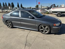 2004 VOLVO S60 R