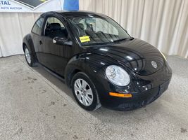 2008 VOLKSWAGEN NEW BEETLE S