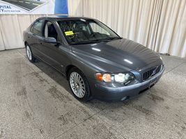 2004 VOLVO S60 BASE