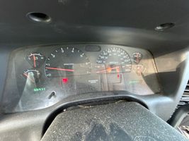 2003 DODGE DAKOTA SPORT