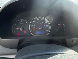 2010 HYUNDAI ELANTRA 
