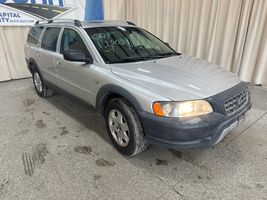 2006 VOLVO XC70 