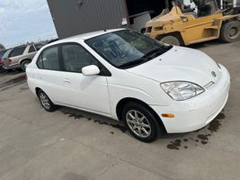 2001 TOYOTA PRIUS 