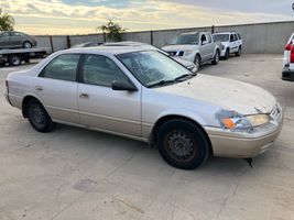 1999 TOYOTA CAMRY 